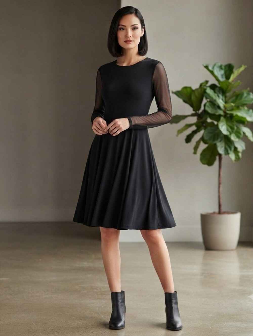 Annalee + Hope Black Mesh Long Sleeve Dress Size Large NWT